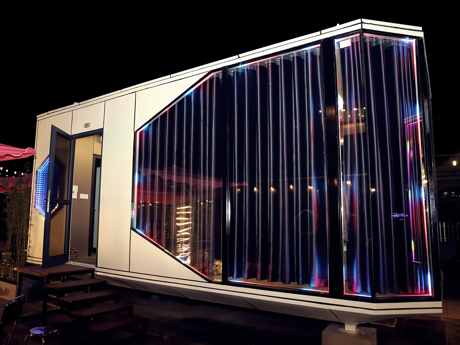 Phi Thuyền 2 Giường